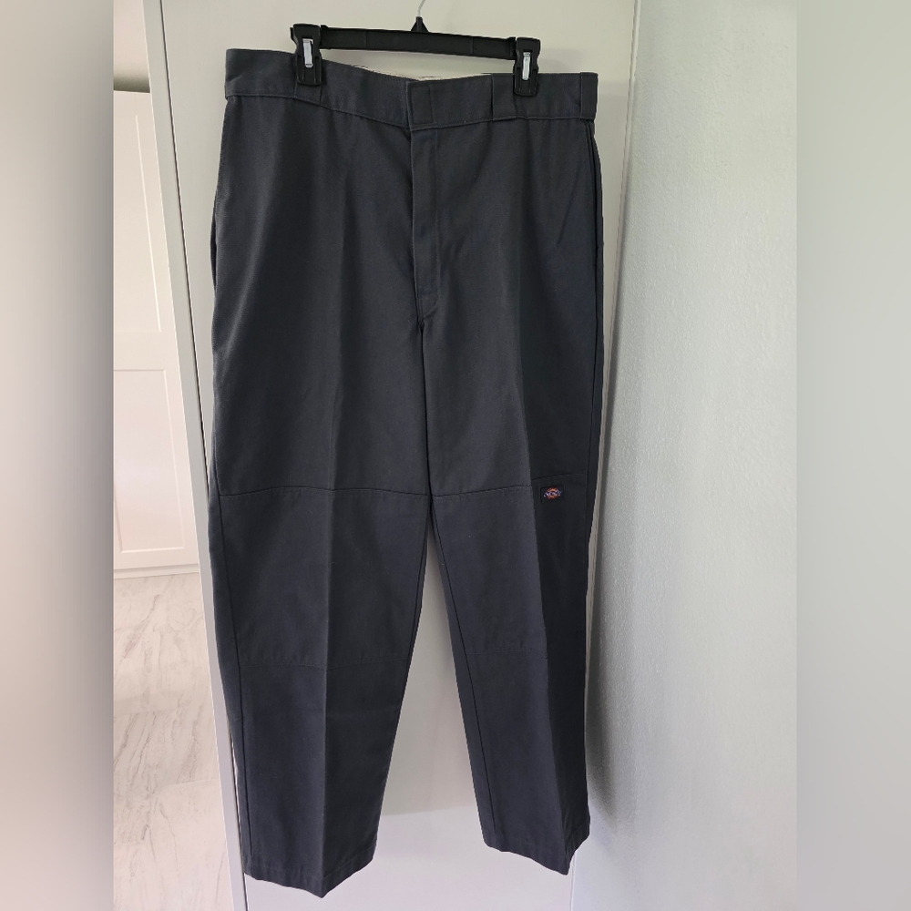 Dickies Men's Gray Chinos